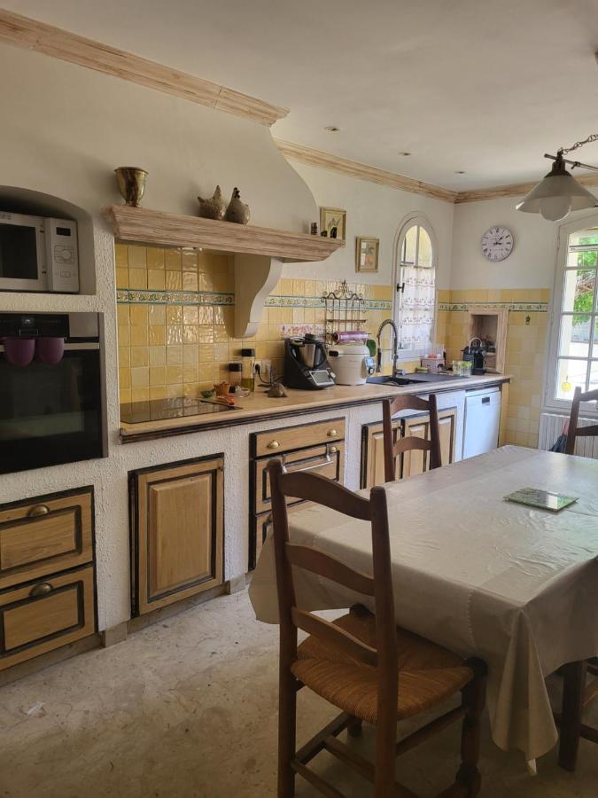 Villa Gitedelea Aubignan Bagian luar foto
